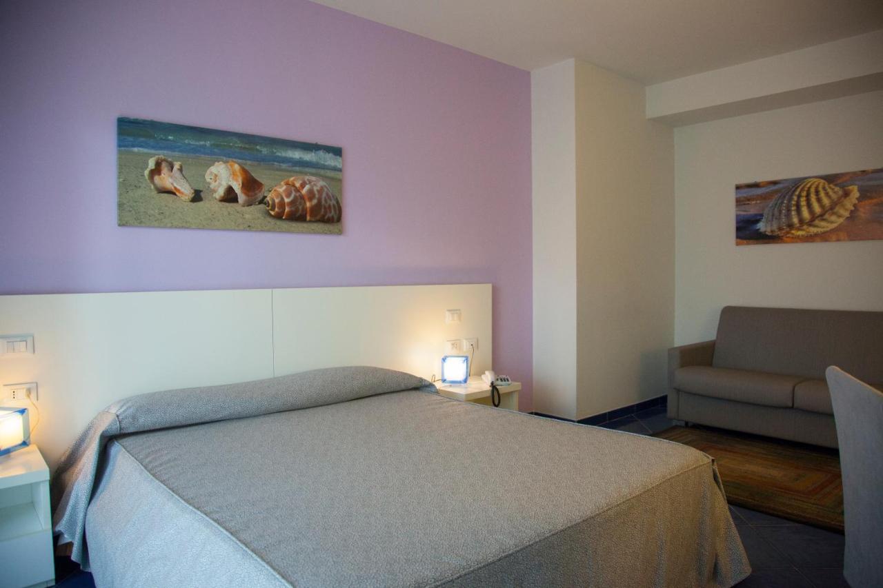 Tortoreto Aurea Hotel מראה חיצוני תמונה