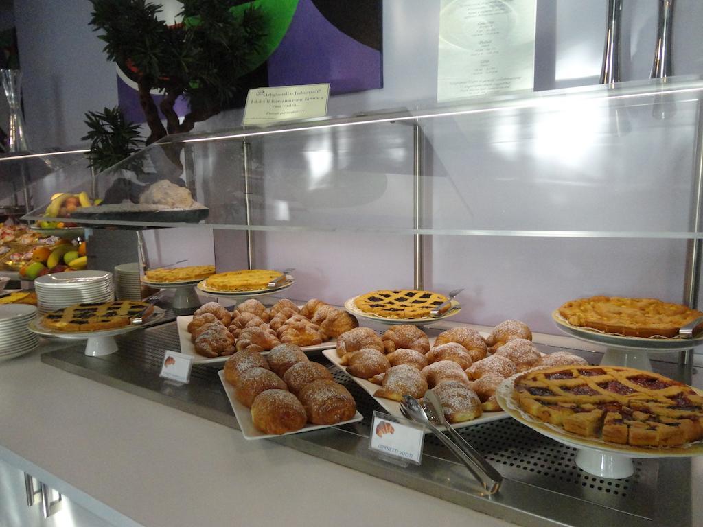 Tortoreto Aurea Hotel מראה חיצוני תמונה
